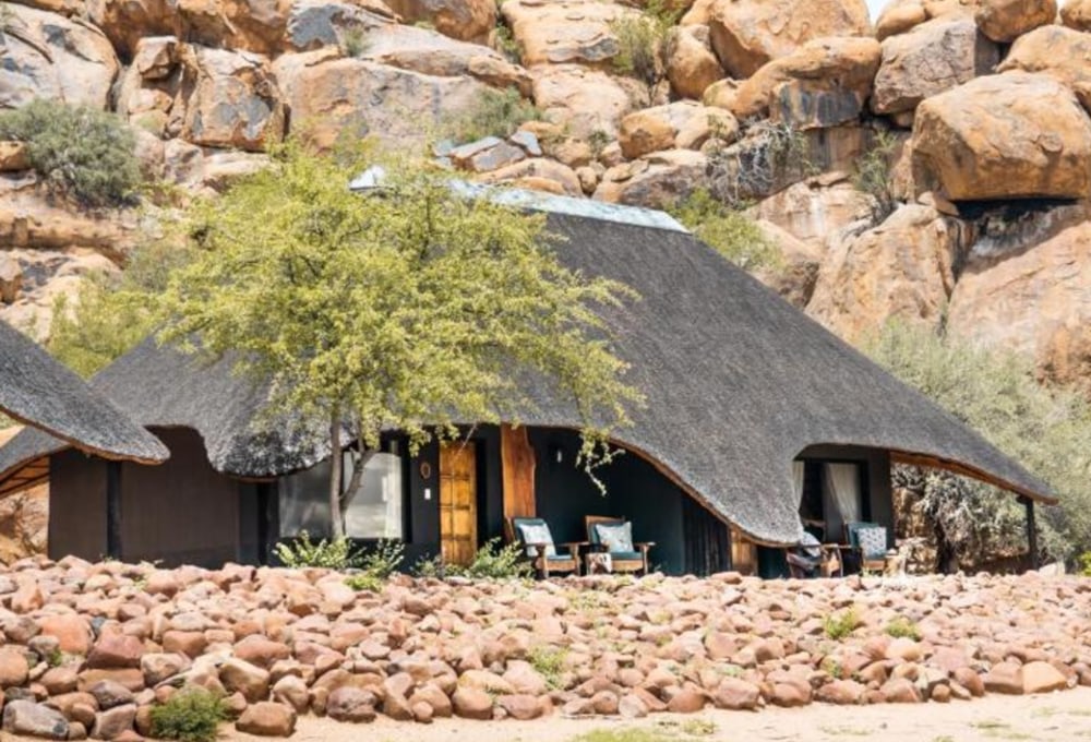 Ai Aiba The Rock Painting Lodge